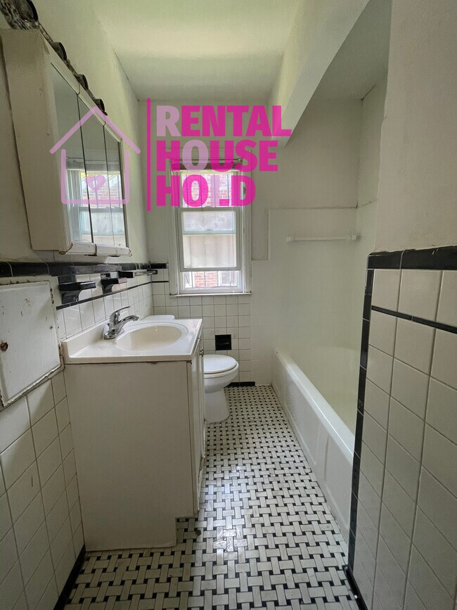 Foto del edificio - 10575 Beaconsfield St