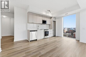 Building Photo - 2088 James St