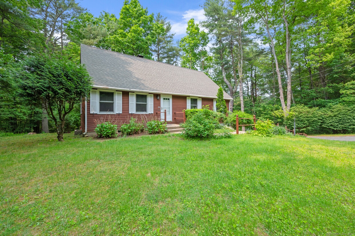 Primary Photo - 108 Monson Rd