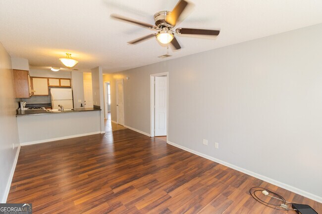 Building Photo - 222 Lanier Dr