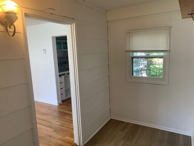 Foto del edificio - 2BR/1BA House on the Lafayette River! Clos...