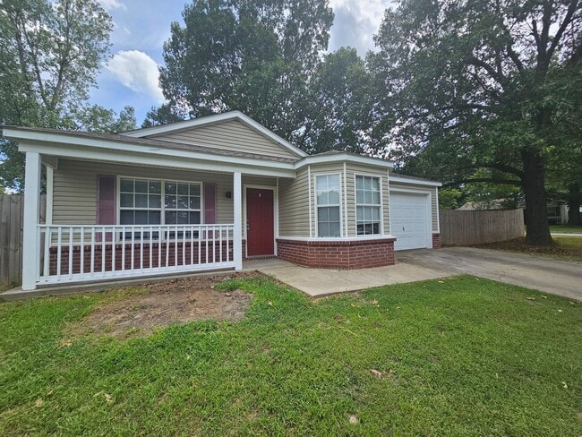 Nice 3 bedroom 2 bath home with fenced in ... - Nice 3 bedroom 2 bath home with fenced in ...