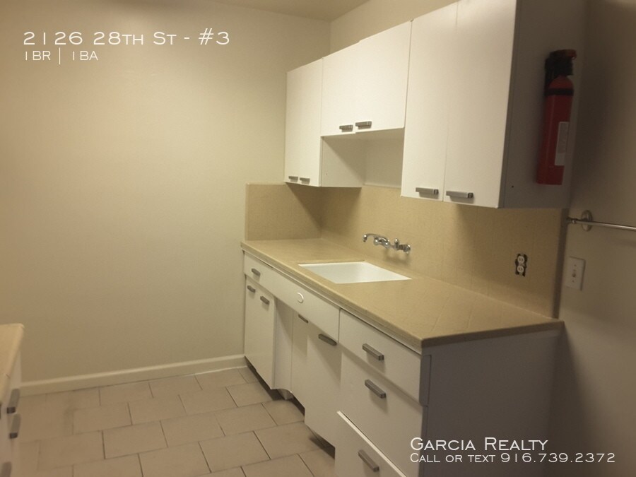 Foto principal - 2126 28th St