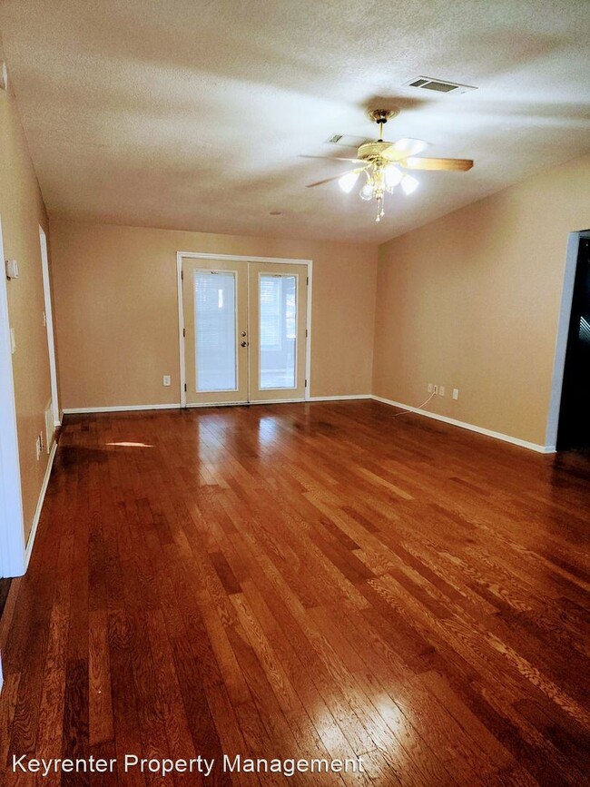 Foto del edificio - 4 br, 2 bath House - 2711 Julie Ln