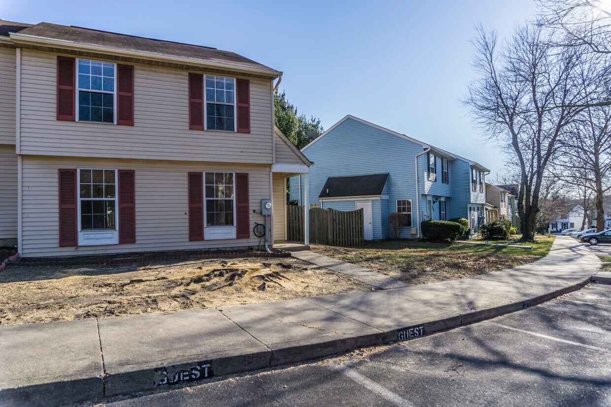 16331 Pewter Ln, Bowie, MD 20716 Townhouse for Rent in Bowie, MD