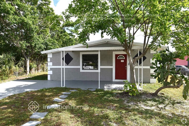 Building Photo - 1633 NW 15th Pl