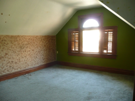 Building Photo - 942 E 400 S