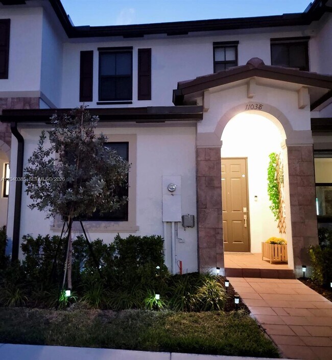 Foto del edificio - 11038 W 32nd Ln