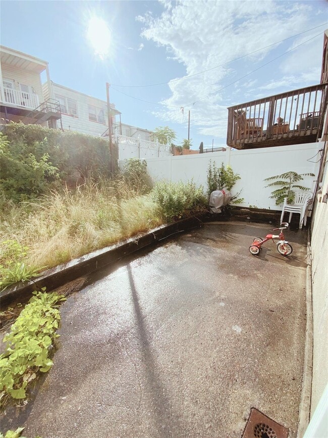 Building Photo - 1613 Tomlinson Ave