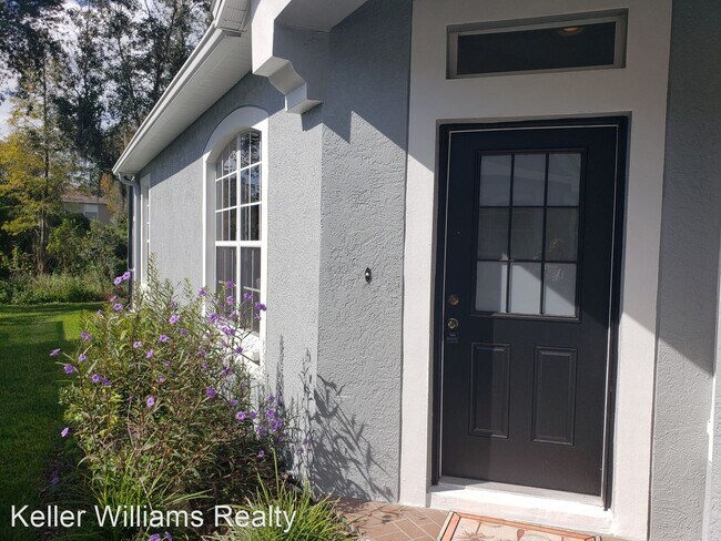 Foto del edificio - 6049 Sandhill Ridge Dr