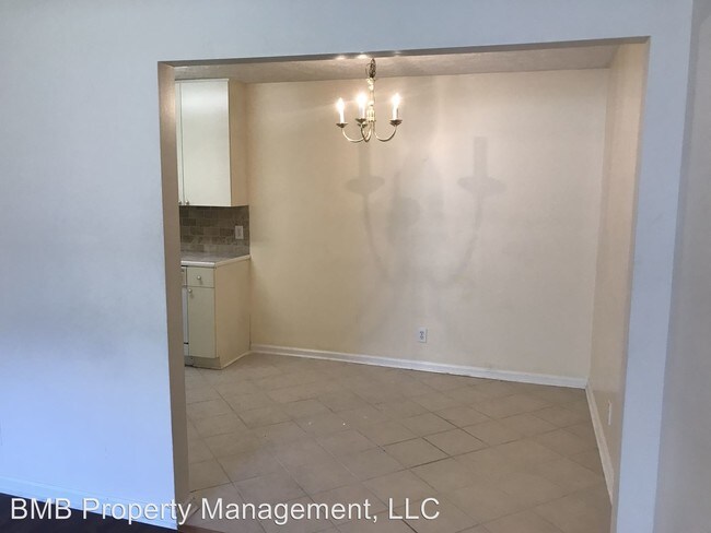 Building Photo - 2 br, 2 bath House - 5805 Brewbaker Blvd