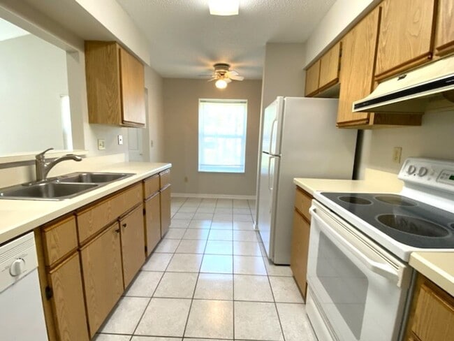 Photo - Two Bedroom Pelican BayTownhome
