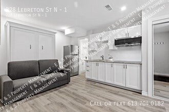 Building Photo - 228 Lebreton St N