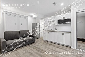 Building Photo - 228 Lebreton St N