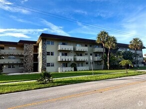 Building Photo - 7505 SW 82nd St