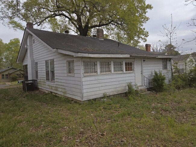 Foto del edificio - 1515 45th St Ensley
