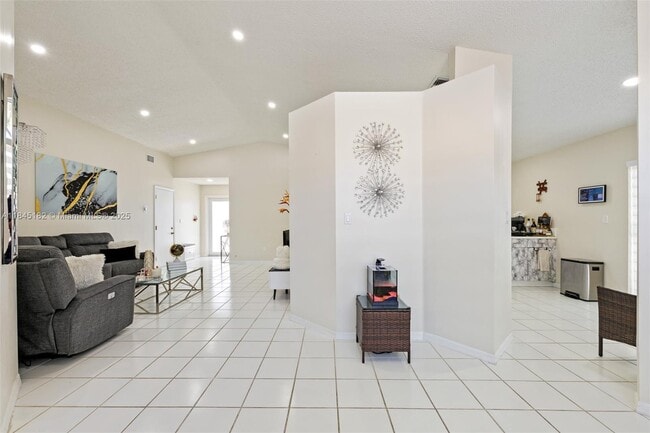 Foto del edificio - 12340 SW 144th Ter