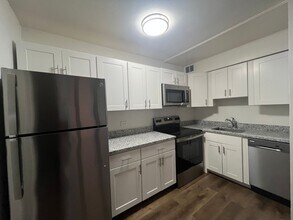 Interior Photo - 1560 N. Prospect Ave.