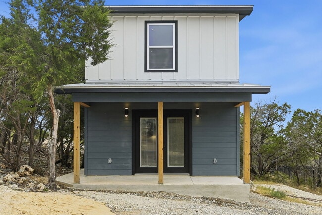 Foto del edificio - 1571 Lakeshore Dr