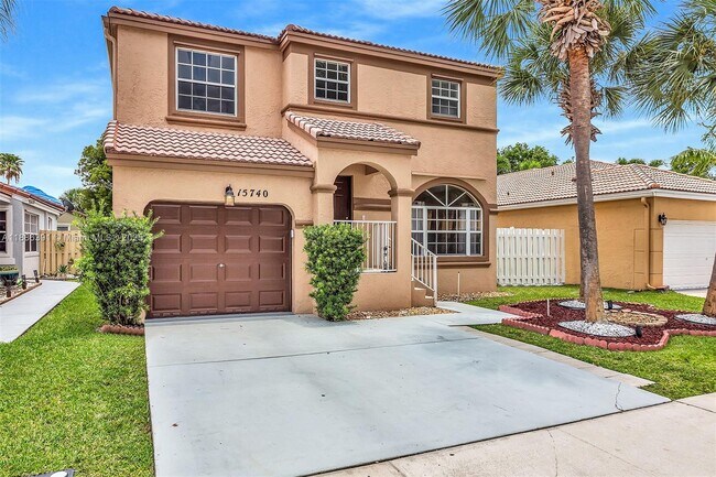 Foto del edificio - 15740 NW 16th Ct