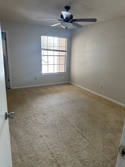 Foto del edificio - 670 Sandy Neck Ln