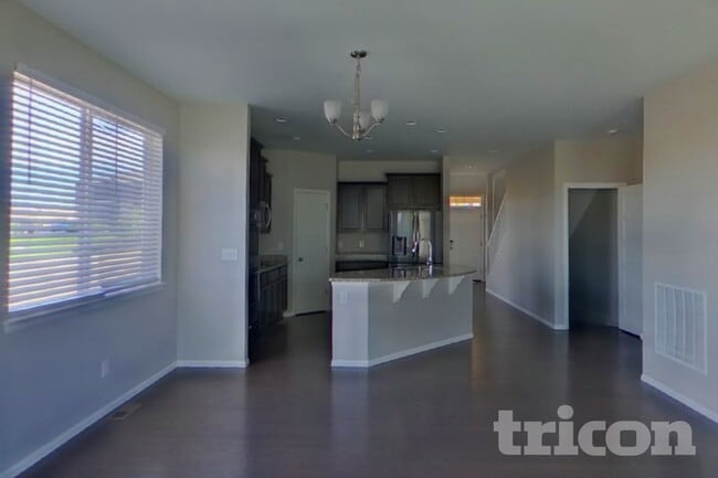 Foto del edificio - 8140 W 22nd St
