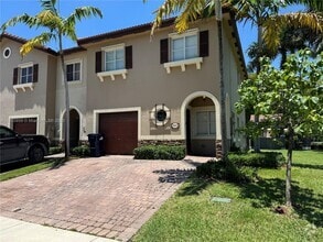 Building Photo - 8851 SW 219th Terrace