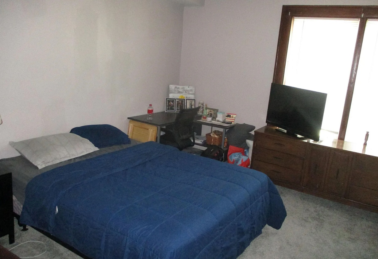 203 S Main St Unit A, Albany, IL 61230 Condo for Rent in Albany, IL