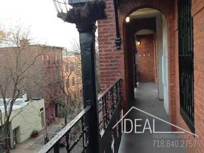 Building Photo - 26 Columbia Pl