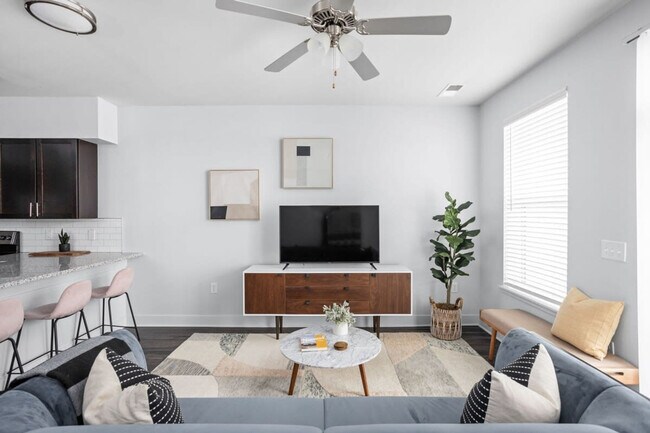 Foto del edificio - 8506 Westfield Blvd