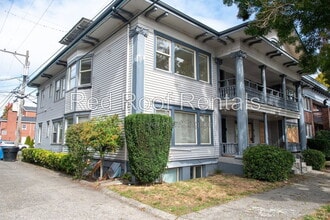Building Photo - 1305 S 6th Ave