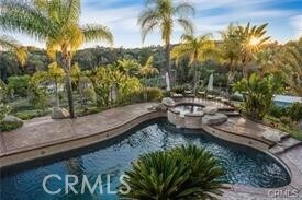 Foto del edificio - 2440 Los Alisos Dr