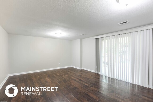 Foto del edificio - 6805 E 140th Pl