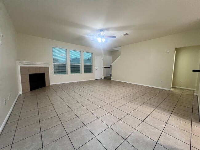 Building Photo - 1627 Cold River Dr