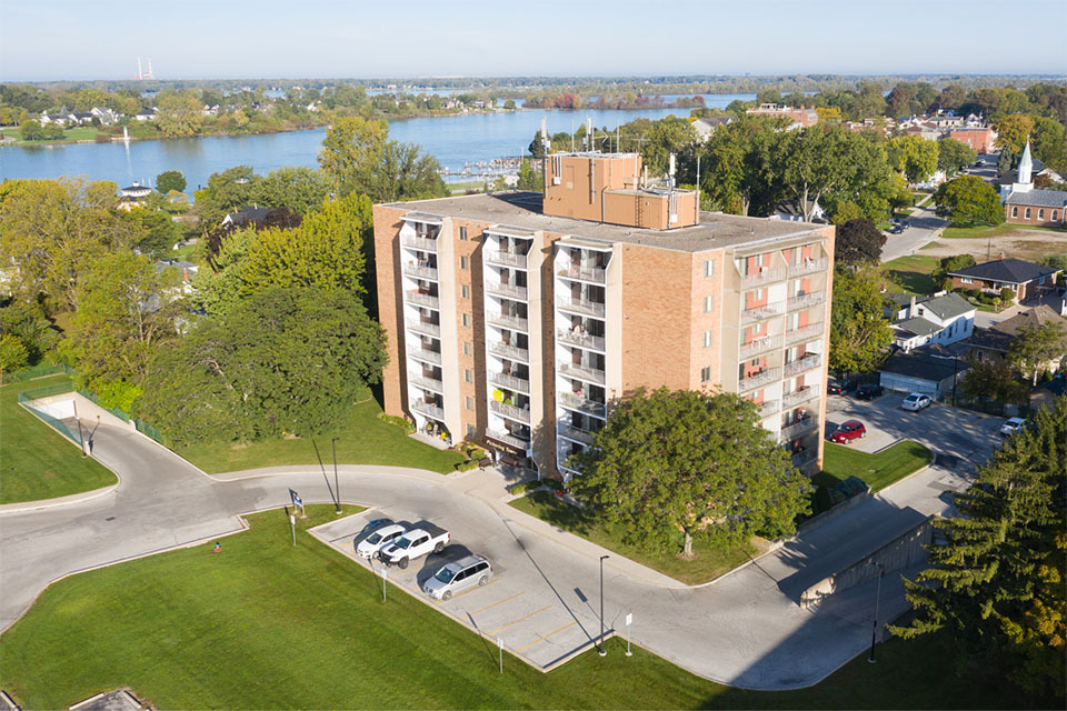 Primary Photo - Pickering Tower Apartments