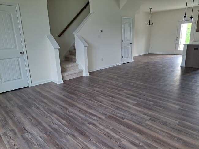 Building Photo - 921 Scott Commons Ln