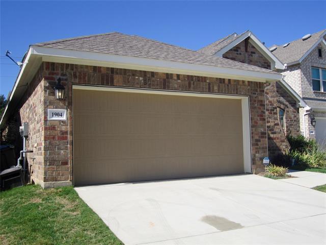 Building Photo - 1904 Highlander Ct