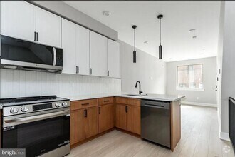 Building Photo - 2044 N 3rd St