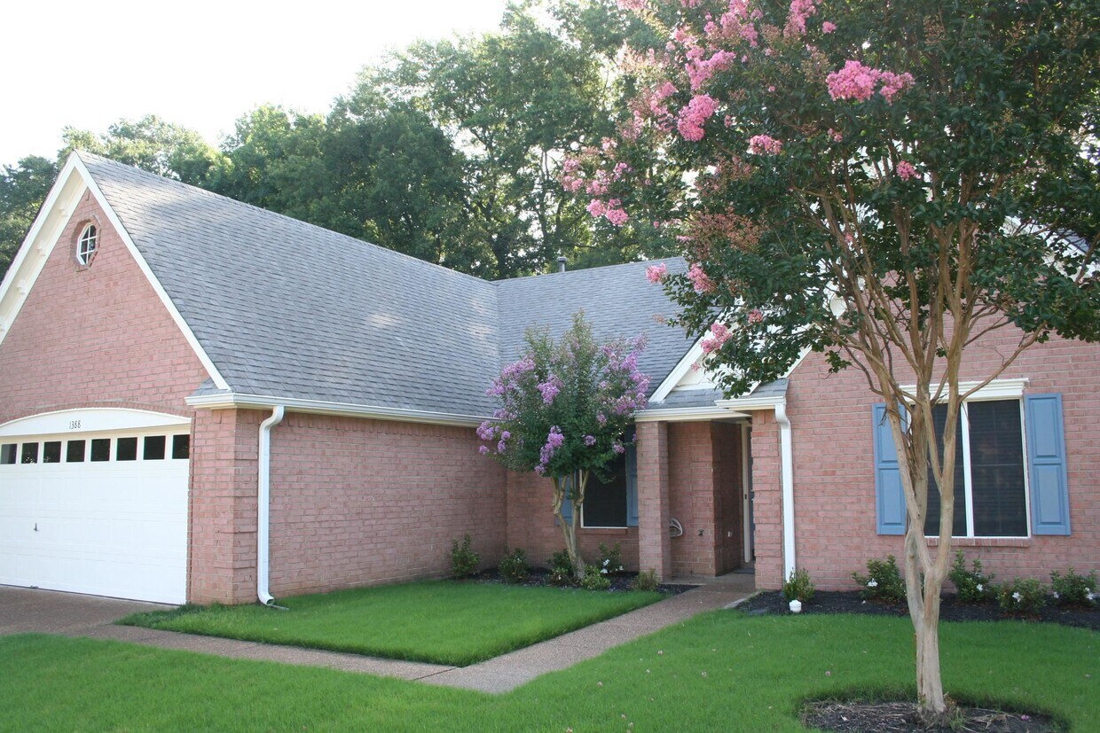 Foto principal - 1388 Milestone Dr