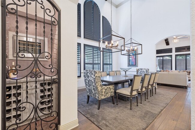Foto del edificio - 2901 Merryglen Ln