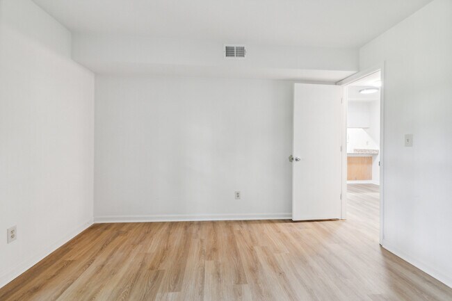 Foto del edificio - Amhurst III Apartments