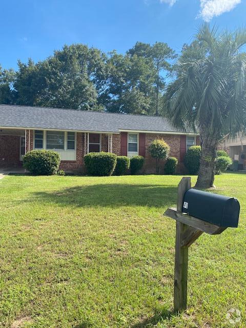 Building Photo - 40 Burkett Dr