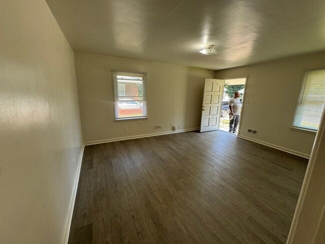 Foto del edificio - 608 Hamrick St