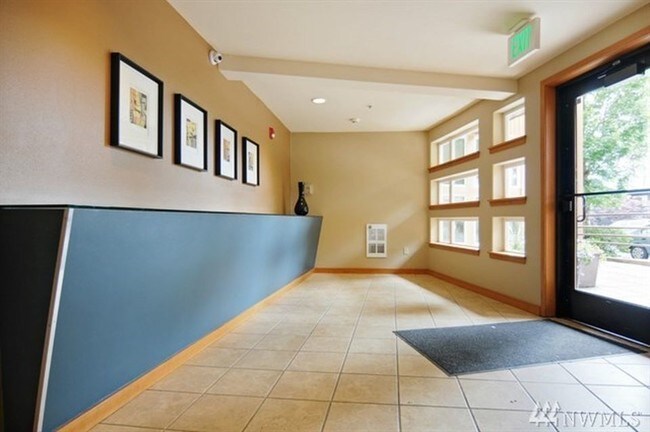 Foto del edificio - 4020 Aurora Ave N