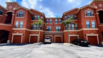 Building Photo - 2713 Via Murano