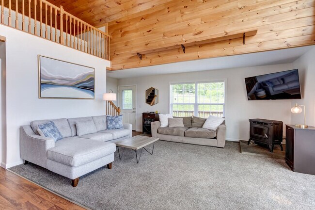 Foto del edificio - 2109 Dunk Hill Rd