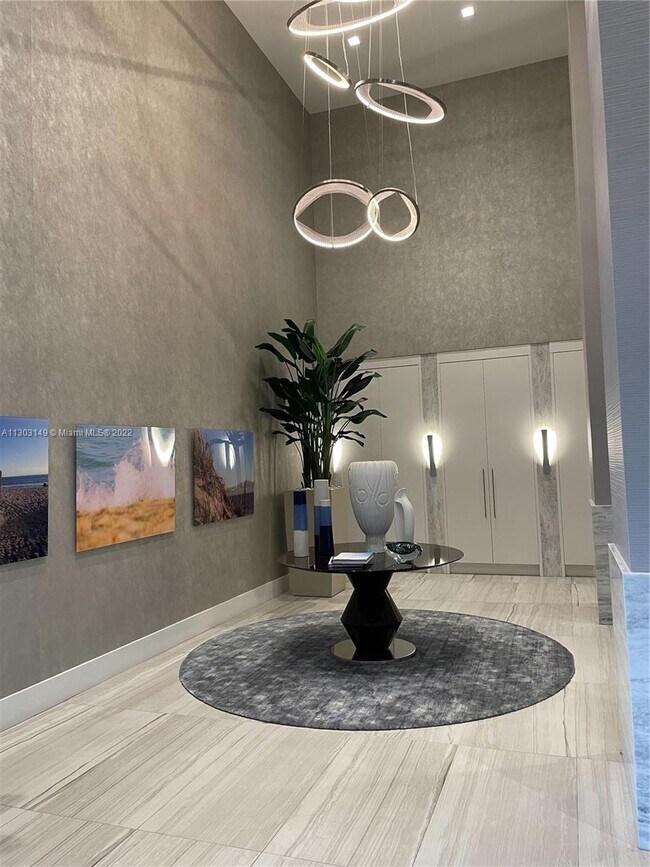 Foto del edificio - 2301 S Ocean Dr