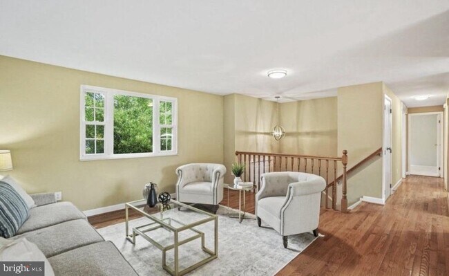 Building Photo - 9001 Bannister Ln