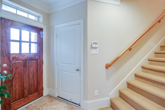 Foto del edificio - 760 Nicholson St
