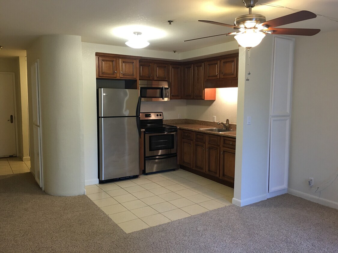 400 S Saliman Rd Unit J80, Carson City, NV 89701 Condo for Rent in Carson City, NV